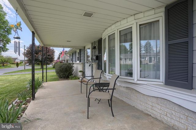 739 SALLY ANN DR, Lebanon, PA 17046