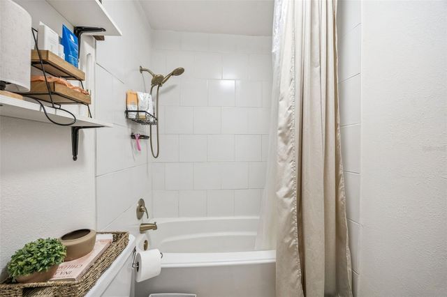 31434 SUMMIT STREET, Sorrento, FL 32776