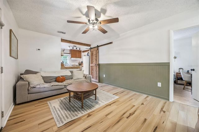 31434 SUMMIT STREET, Sorrento, FL 32776