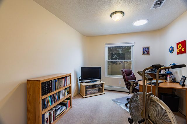 9600 Signal Avenue NE, Albuquerque, NM 87122