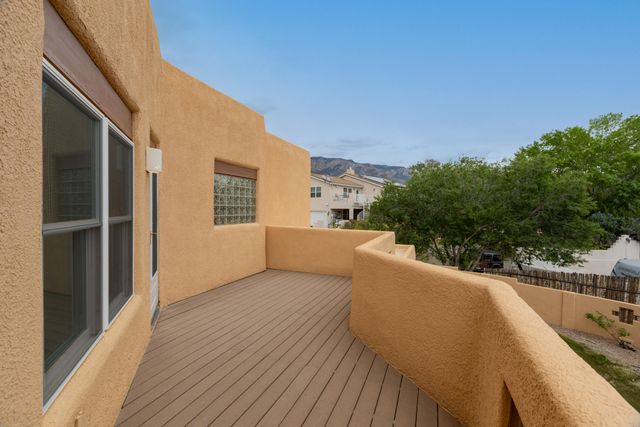 9600 Signal Avenue NE, Albuquerque, NM 87122