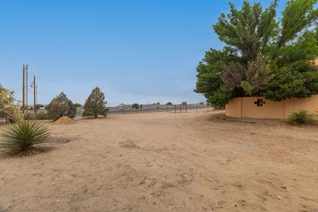 9600 Signal Avenue NE, Albuquerque, NM 87122