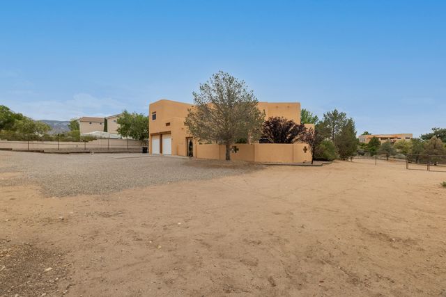 9600 Signal Avenue NE, Albuquerque, NM 87122