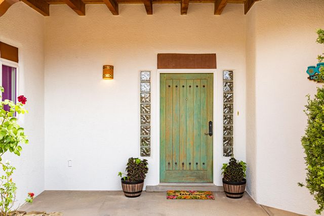 9600 Signal Avenue NE, Albuquerque, NM 87122