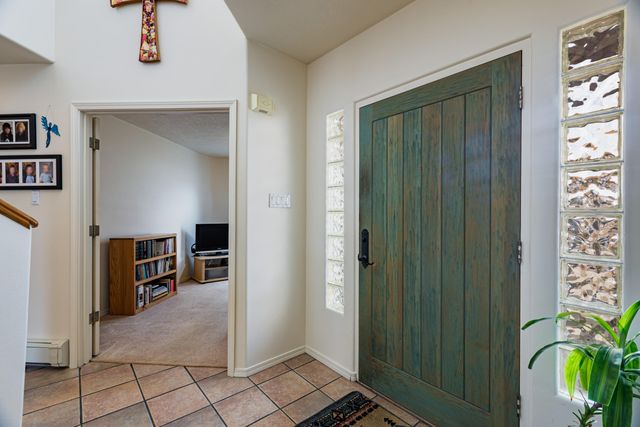 9600 Signal Avenue NE, Albuquerque, NM 87122