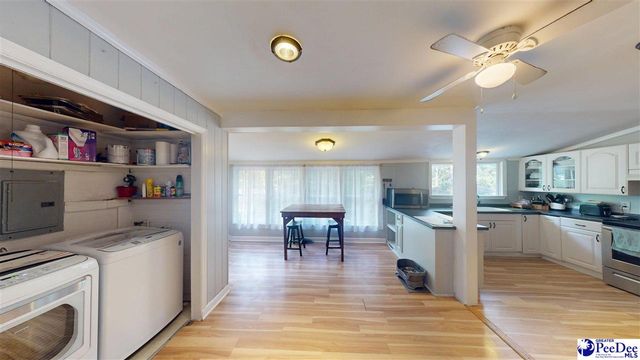 506 E Home Ave, Hartsville, SC 29550