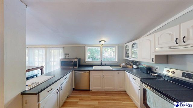 506 E Home Ave, Hartsville, SC 29550