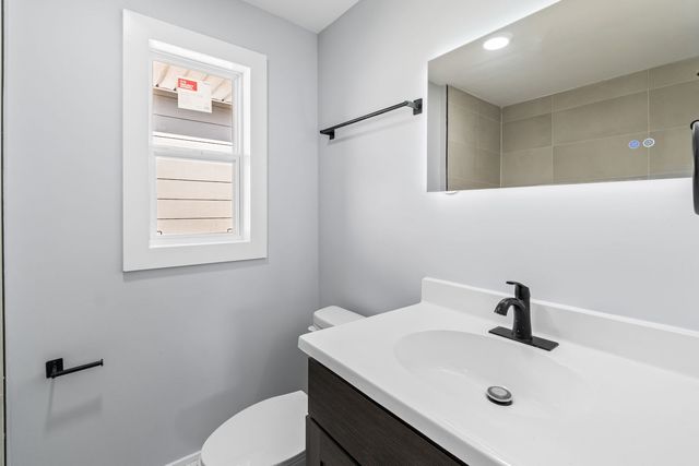 11520 S Aberdeen Street, Chicago, IL 60643