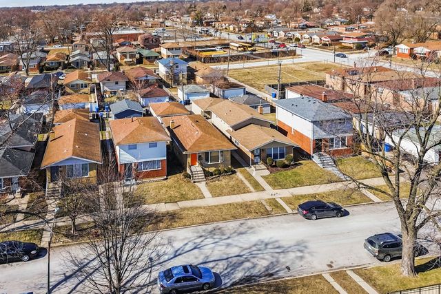 11520 S Aberdeen Street, Chicago, IL 60643