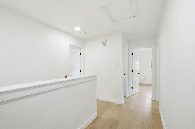 205 N Boone Valley DR, Round Rock, TX 78664