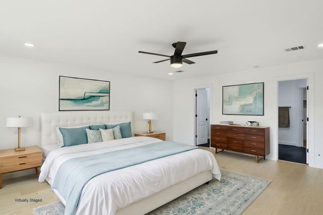 205 N Boone Valley DR, Round Rock, TX 78664