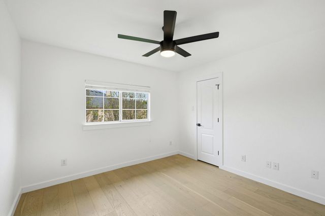 205 N Boone Valley DR, Round Rock, TX 78664