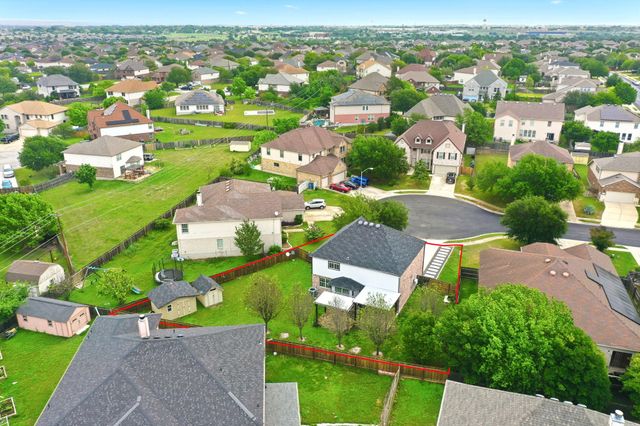 205 N Boone Valley DR, Round Rock, TX 78664