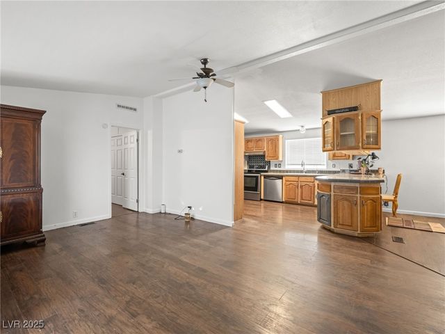 5521 Saddletree Road, Pahrump, NV 89061