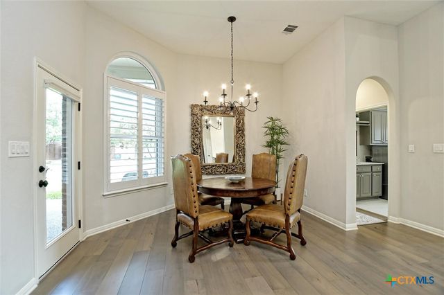 1930 Savannah Drive, Round Rock, TX 78681