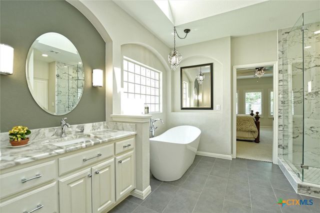 1930 Savannah Drive, Round Rock, TX 78681