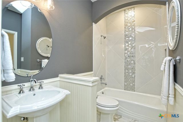 1930 Savannah Drive, Round Rock, TX 78681