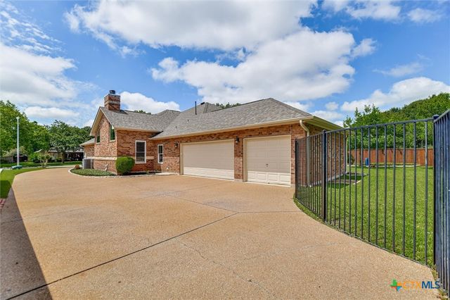 1930 Savannah Drive, Round Rock, TX 78681
