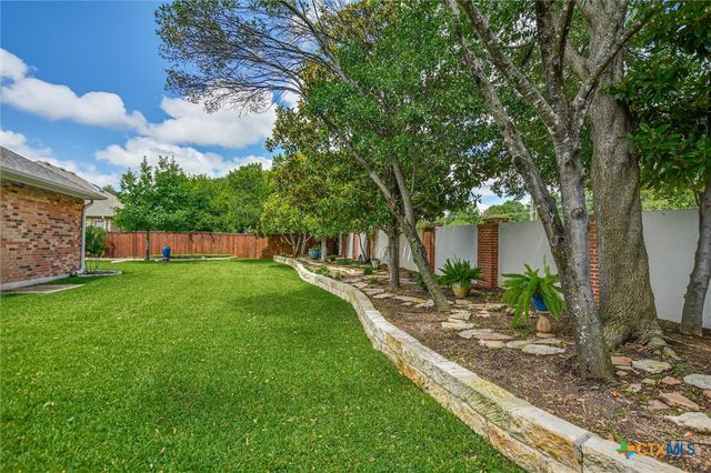 1930 Savannah Drive, Round Rock, TX 78681