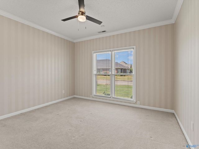 1010 Brookshire Lane SE, Decatur, AL 35601