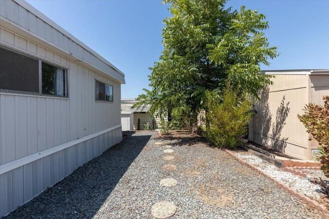 718 Sycamore Avenue 109, Vista, CA 92083