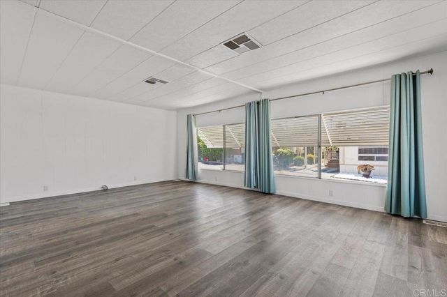 718 Sycamore Avenue 109, Vista, CA 92083