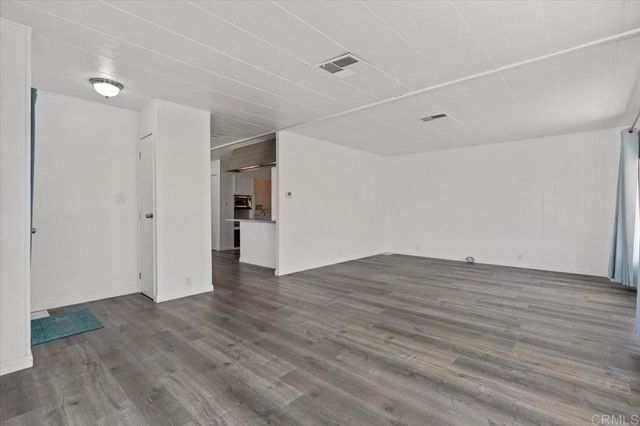 718 Sycamore Avenue 109, Vista, CA 92083