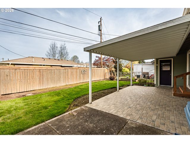 1750 VANDERBECK Ln, Woodburn, OR 97071