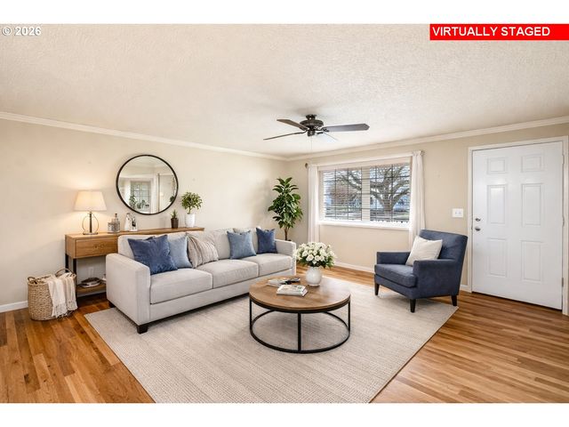 1750 VANDERBECK Ln, Woodburn, OR 97071