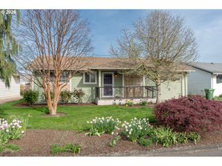 1750 VANDERBECK Ln, Woodburn, OR 97071