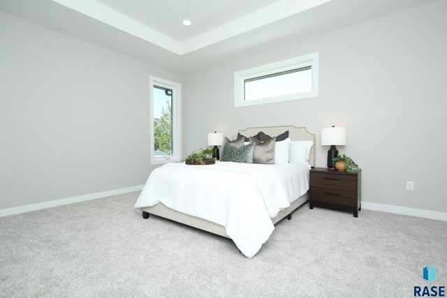 725 S Granite Cir Circle, Tea, SD 57064