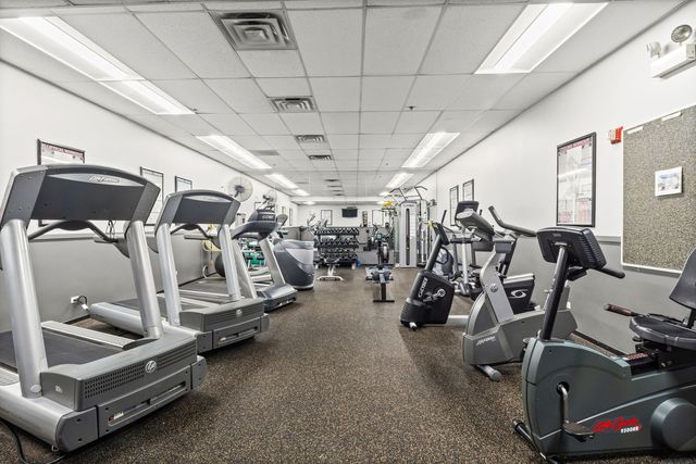 130 S Canal Street 212, Chicago, IL 60606