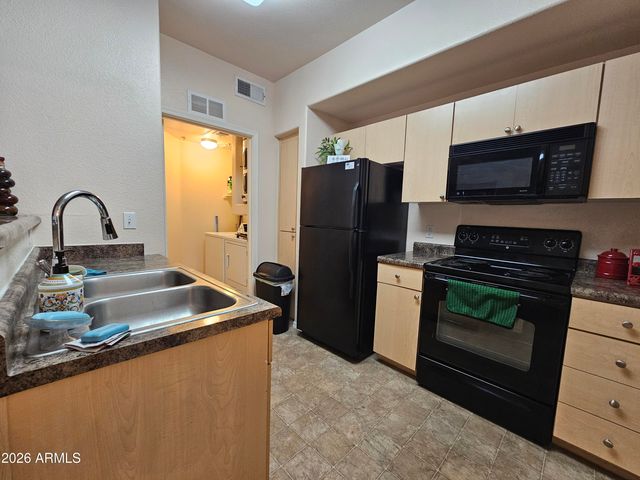 18416 N CAVE CREEK Road 2036, Phoenix, AZ 85032