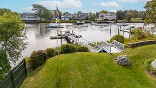 41 Hayward Road, Centerville, MA 02632