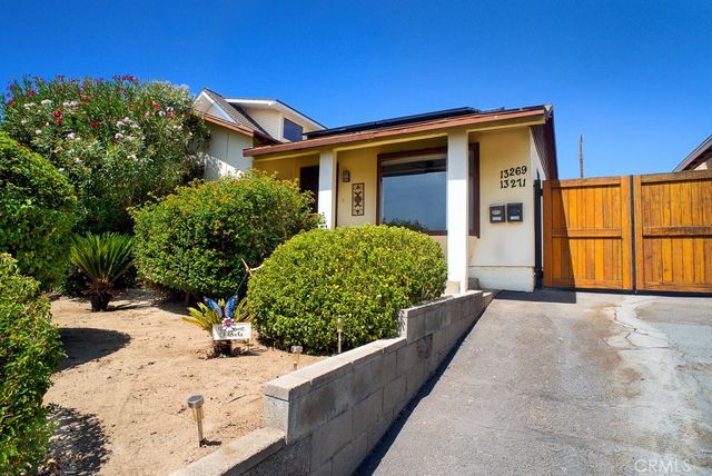 13271 Herron, Sylmar, CA 91342