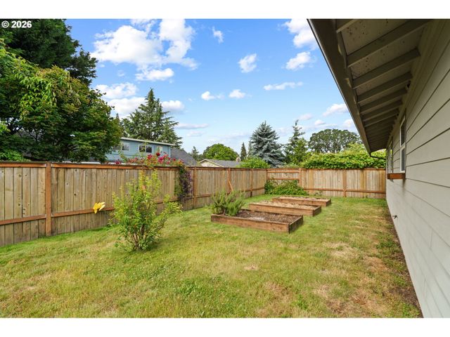 2871 Ne MEADOW Ct, Hillsboro, OR 97124