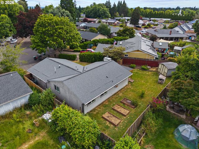 2871 Ne MEADOW Ct, Hillsboro, OR 97124