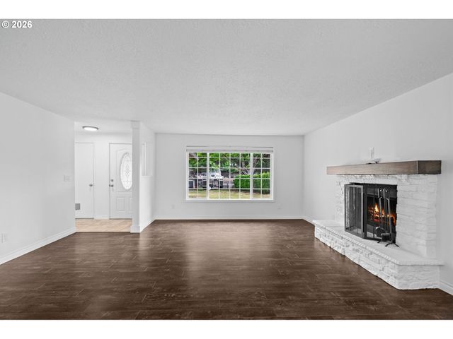 2871 Ne MEADOW Ct, Hillsboro, OR 97124