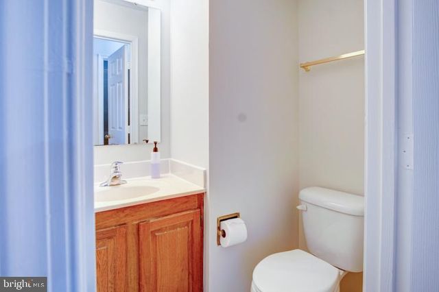 6912 KERRYWOOD CIR, Centreville, VA 20121