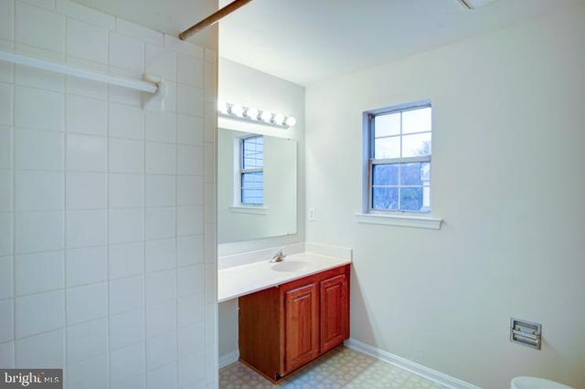 6912 KERRYWOOD CIR, Centreville, VA 20121