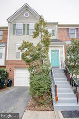 6912 KERRYWOOD CIR, Centreville, VA 20121