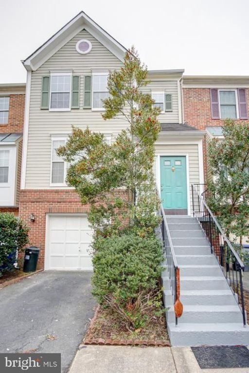 6912 KERRYWOOD CIR, Centreville, VA 20121