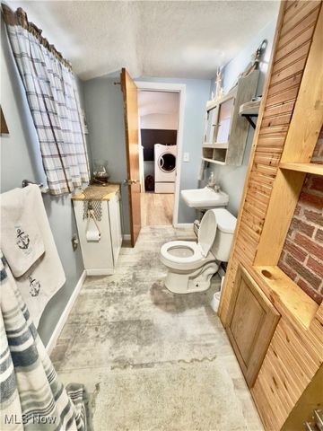 557 North Avenue, Geneva, OH 44041