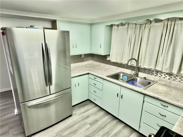 557 North Avenue, Geneva, OH 44041