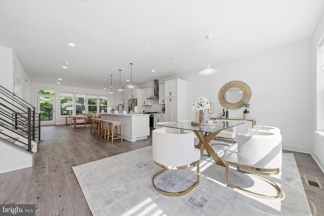 3544 SUTTON HEIGHTS CIR, Fairfax, VA 22031