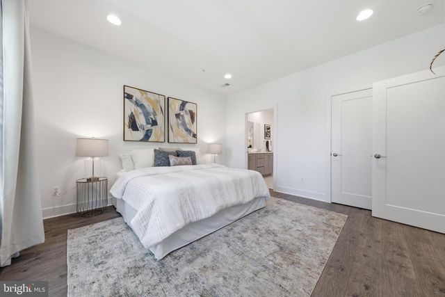 3544 SUTTON HEIGHTS CIR, Fairfax, VA 22031