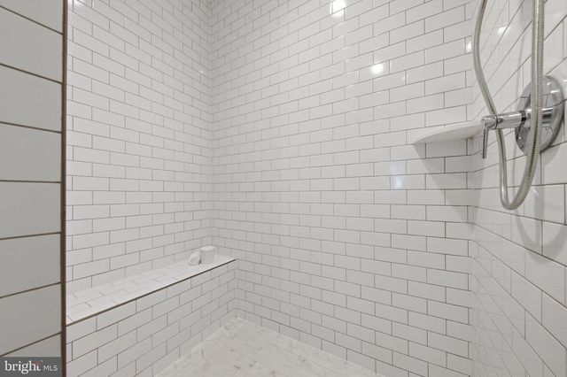 3544 SUTTON HEIGHTS CIR, Fairfax, VA 22031