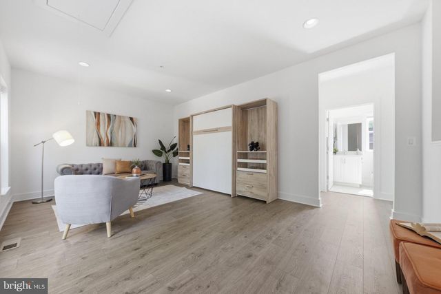 3544 SUTTON HEIGHTS CIR, Fairfax, VA 22031