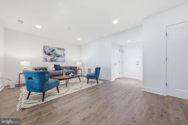 3544 SUTTON HEIGHTS CIR, Fairfax, VA 22031