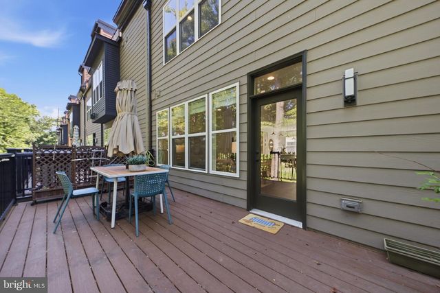 3544 SUTTON HEIGHTS CIR, Fairfax, VA 22031